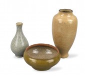 3 CHINESE GE GLAZED VASE & ALM