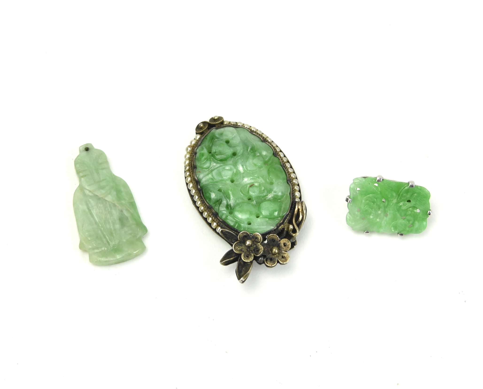 3 CHINESE JADEITE PENDANTS,QING