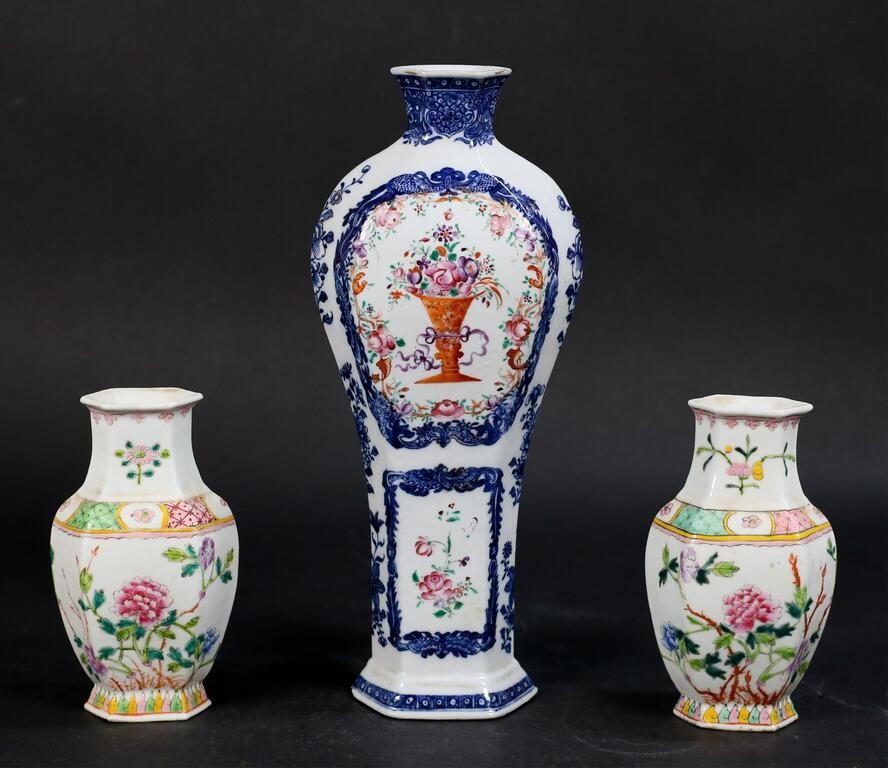 3 CHINESE PORCELAIN VASES3 pieces