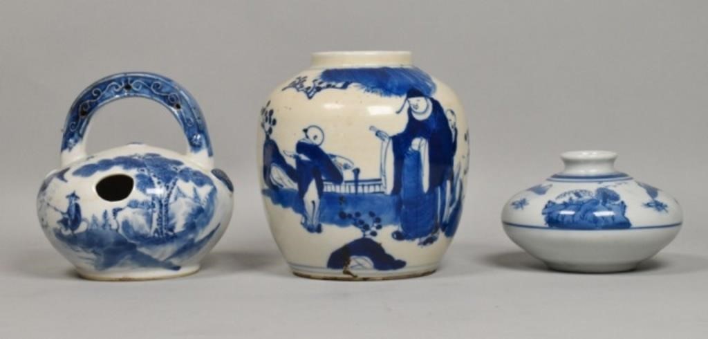 3 CHINESE POTTERY PIECES3 Chinese