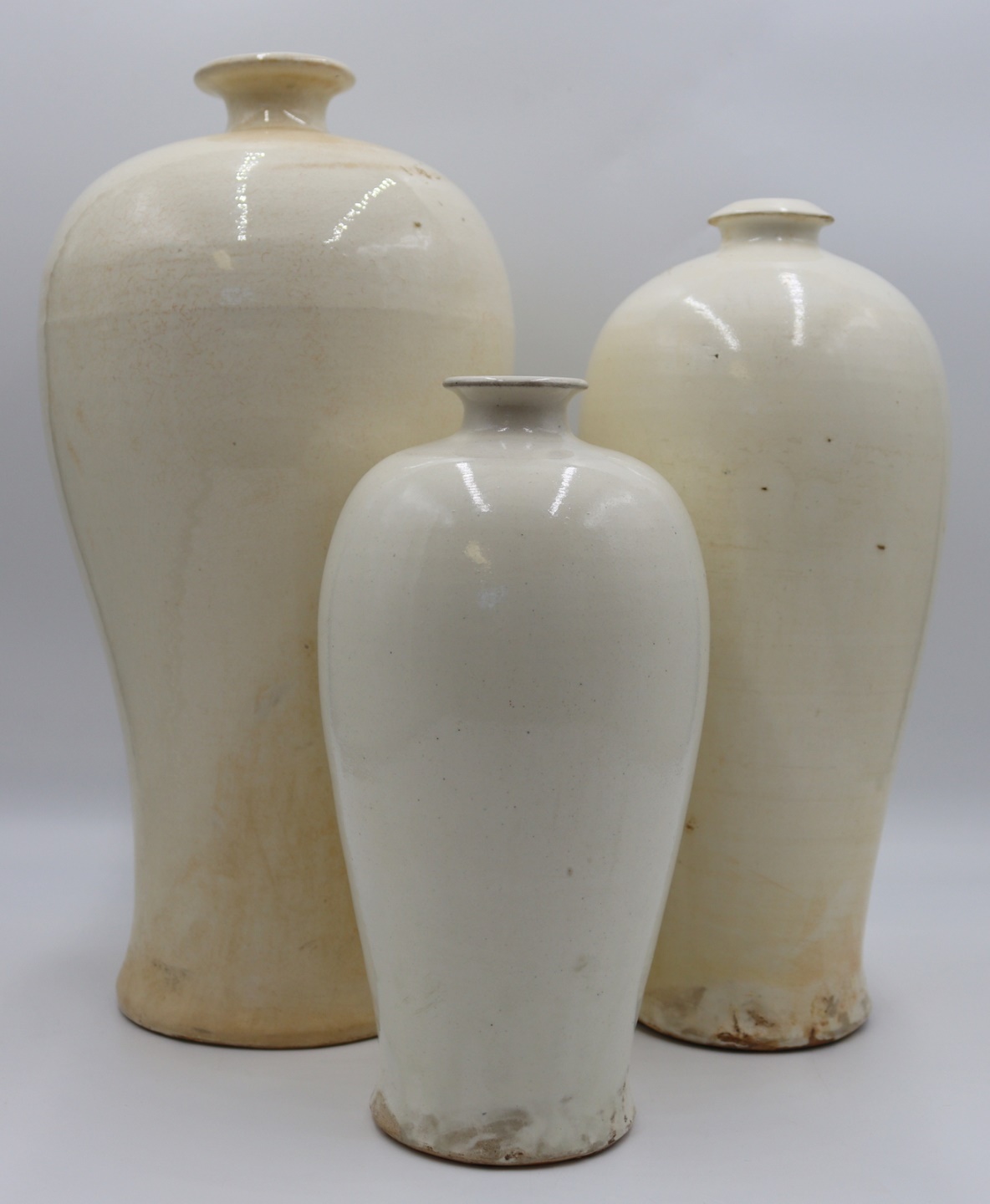 (3) CIZHOU MONOCHROME MEIPING VASES