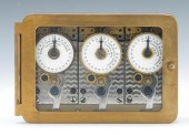 3 -Clock Vault Timer Bronze va