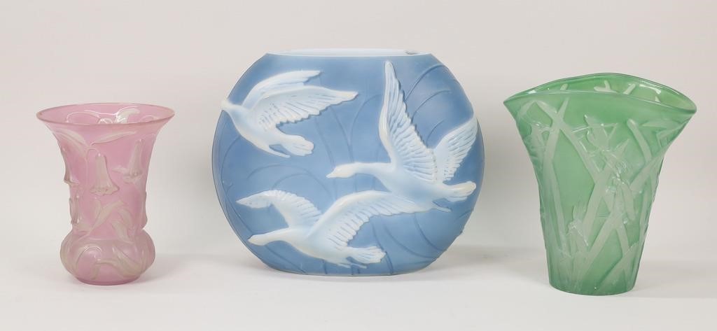 3 CONSOLIDATED PHOENIX GLASS VASES3