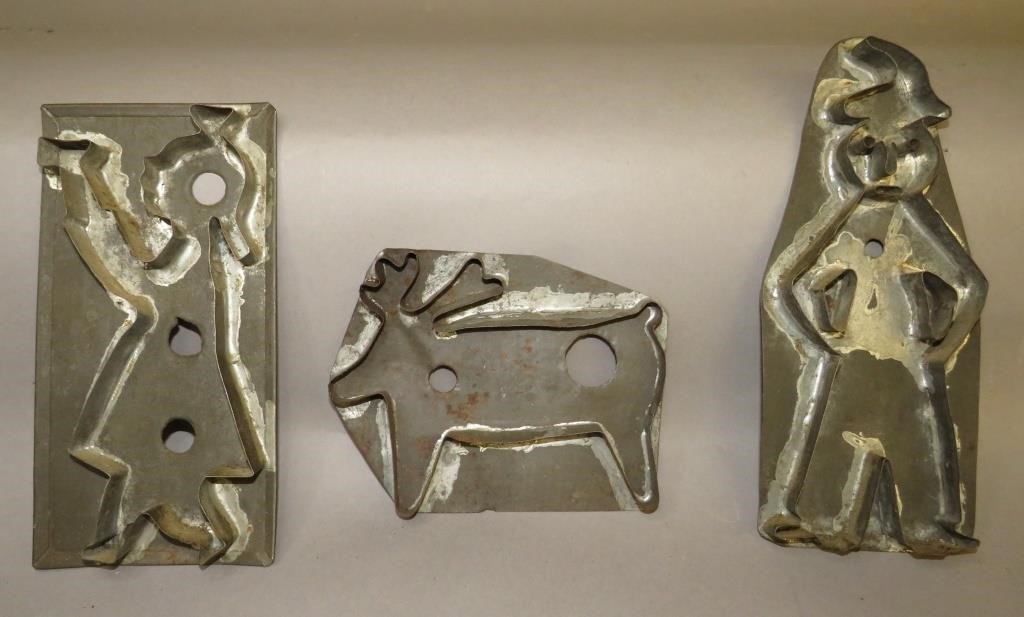 3 FIGURAL TIN COOKIE CUTTERSca.