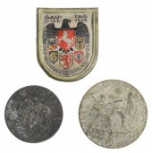(3) GERMANY WWII-ERA BADGES(lo