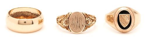 3 GOLD RINGS INCLUDING ONYX AND