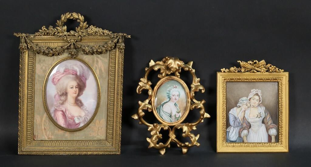 3 HAND PAINTED MINIATURES3 hand