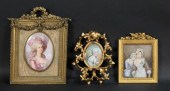 3 HAND PAINTED MINIATURES3 han