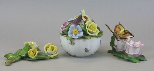 3 HEREND PORCELAIN FLOWER GROUPS3