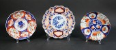 3 IMARI JAPANESE PORCELAIN PLA