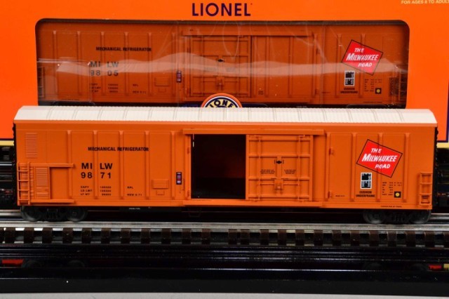 (3) LIONEL MECHANICAL REEFER
