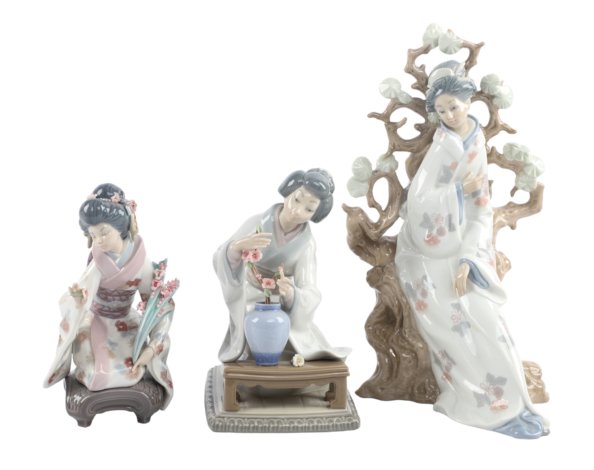 (3) Lladro Geisha figures to