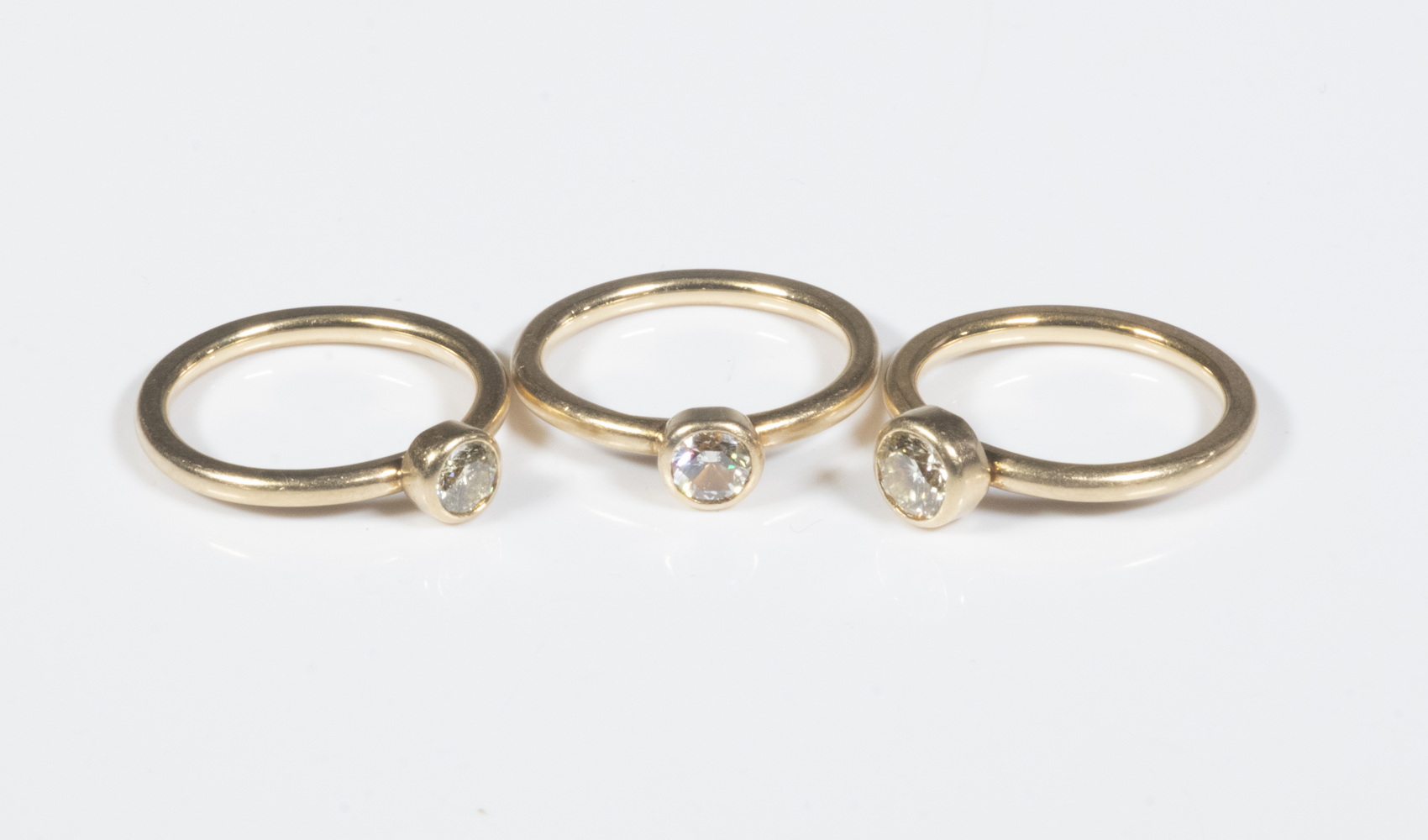 (3) MATCHING DIAMOND SOLITAIRE