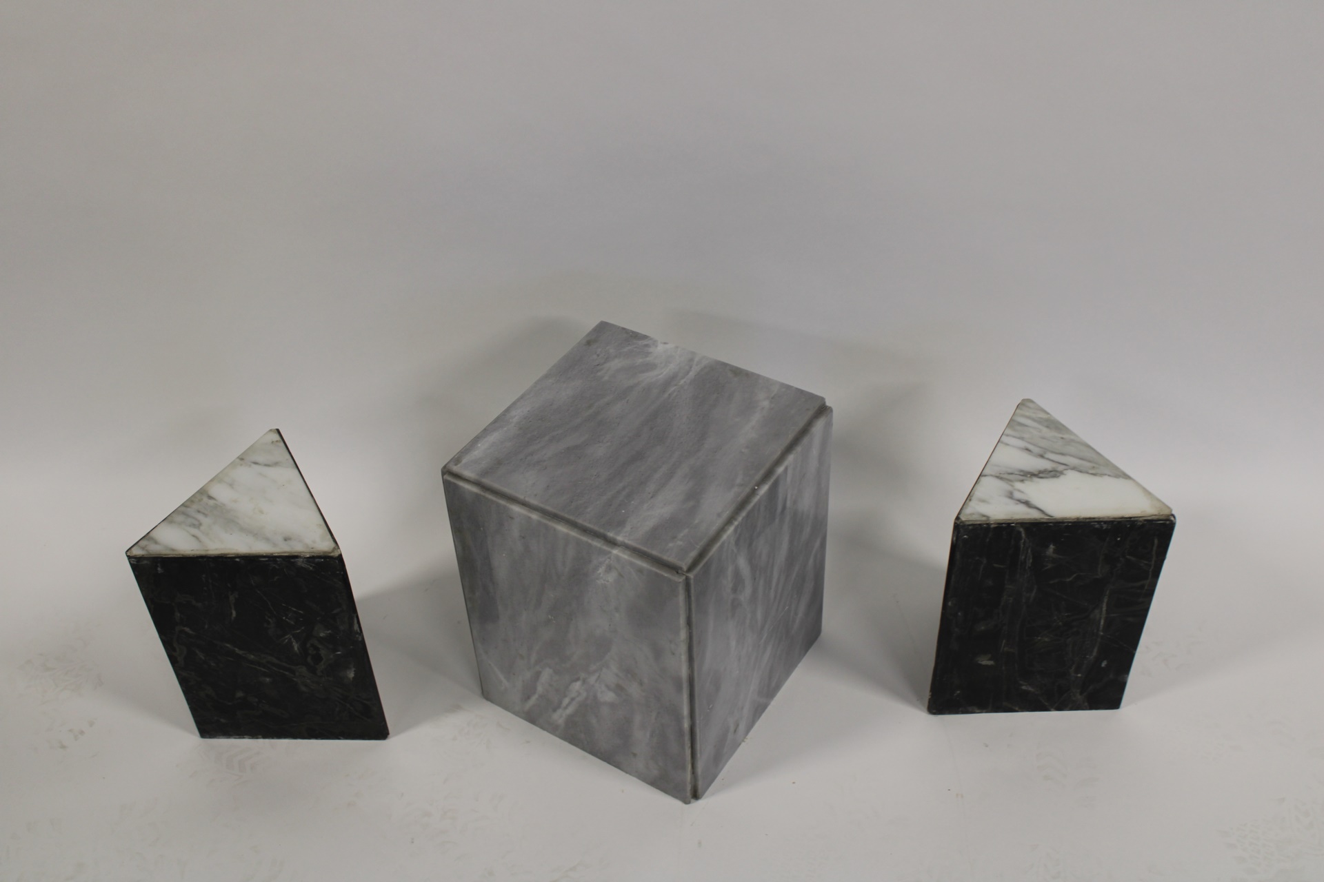 3 MIDCENTURY MARBLE STANDS. A