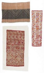 3 OLD LAO TEXTILESA weaving us