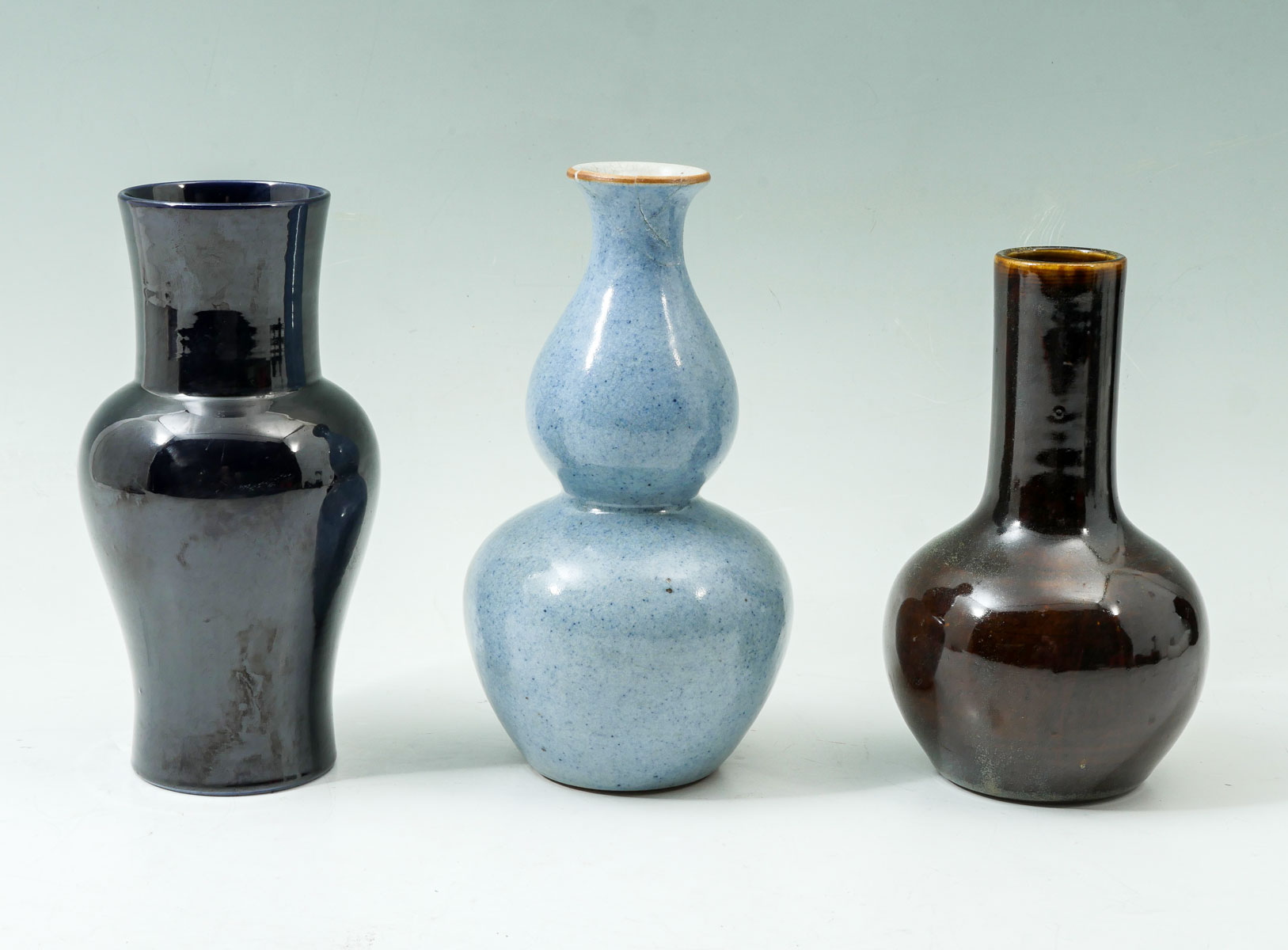 3 PC. CHINESE PORCELAIN VASE