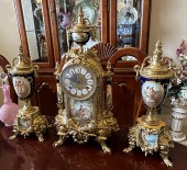 3 PC. CLOCK GARNITURE WITH PAI