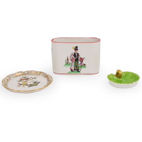 (3 PC) HEREND PORCELAIN TABLE