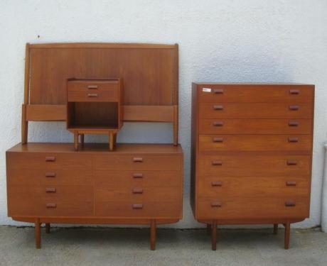 3 Piece Danish Modern Bed Set.