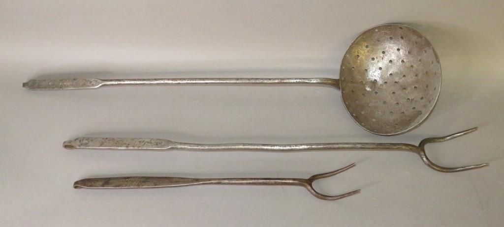 3 PIECE UTENSIL SET SIGNED AARON