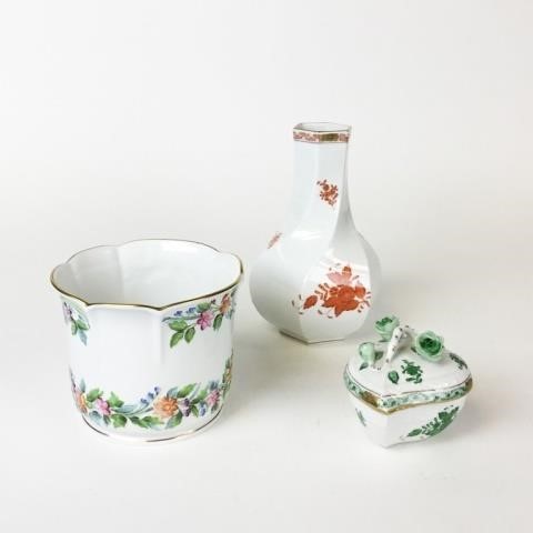 3 PIECES HEREND PORCELAIN - VASE,