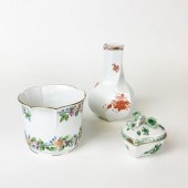 3 PIECES HEREND PORCELAIN - VA