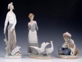 3 RETIRED LLADRO FIGURES 1) ''