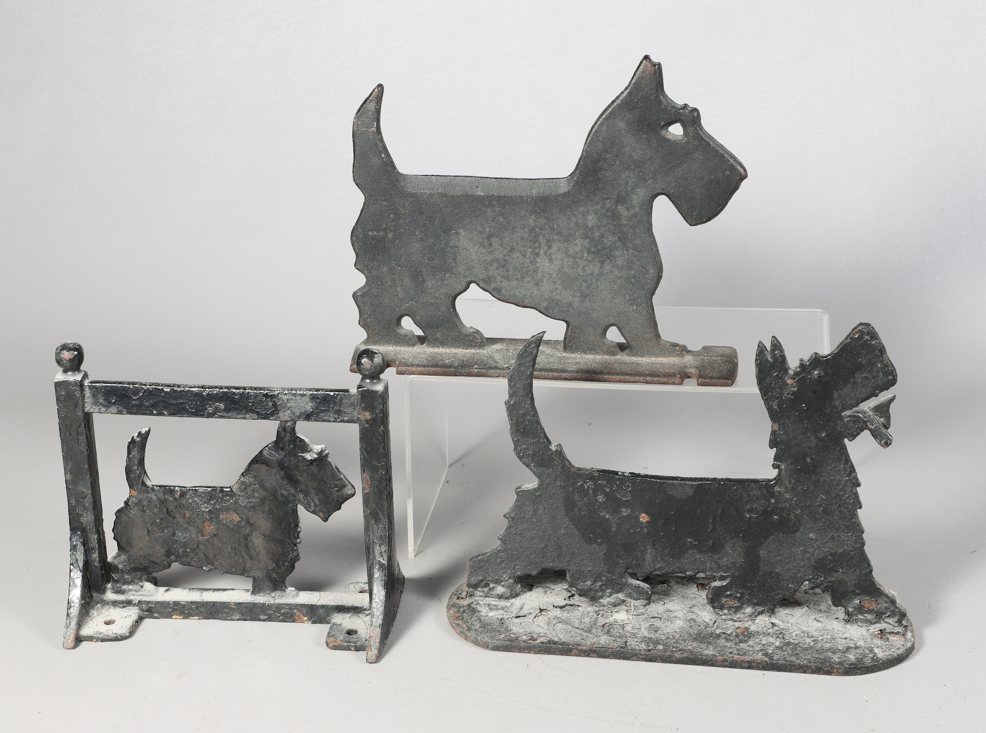 (3) Scottish Terrier (Scotty) dog