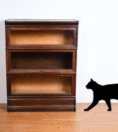 3-STACK MACEY OAK BOOKCASE: Th