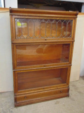 3 STACK OAK BOOKCASE WITH LEAD