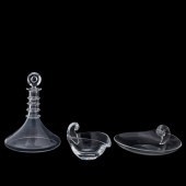 3 STEUBEN COLORLESS PIECES, 2