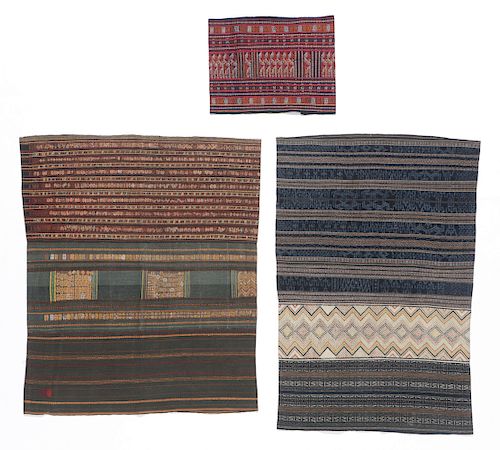 3 WOMAN'S SKIRTS/SARONGS, LI