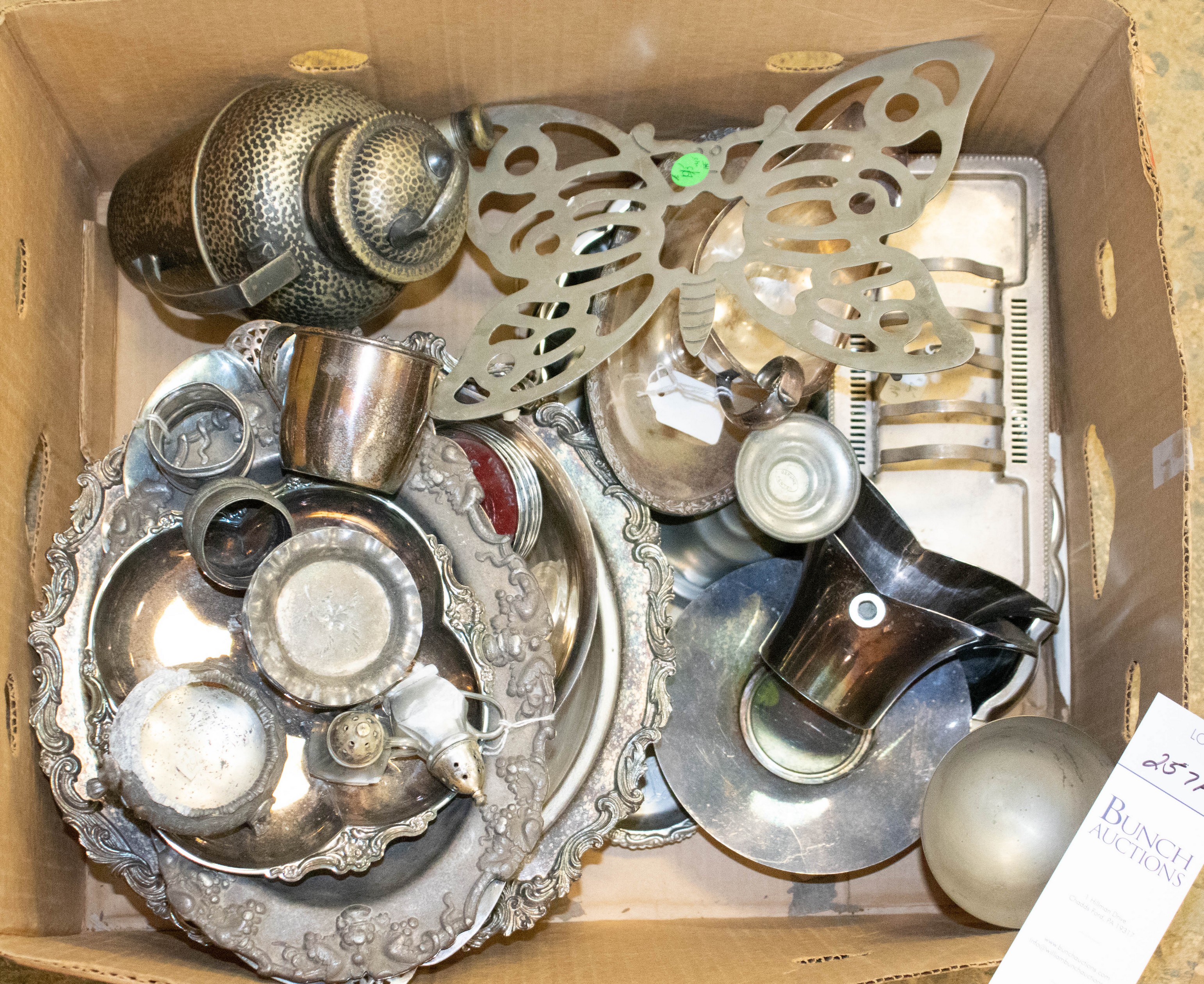 (30+) Pcs silver plate & pewter,