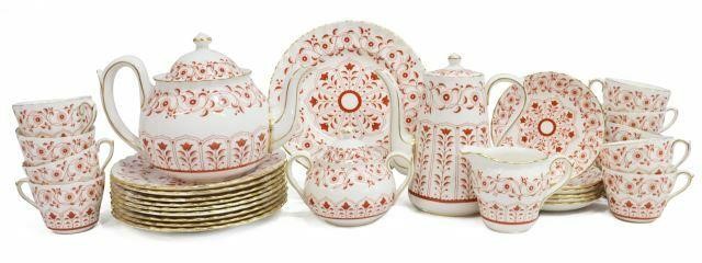 (30) ROYAL CROWN DERBY