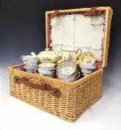 (31) ENGLISH BONE CHINA TEA SE