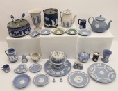 31 PC. LOT OF ENGLISH WEDGEWOO