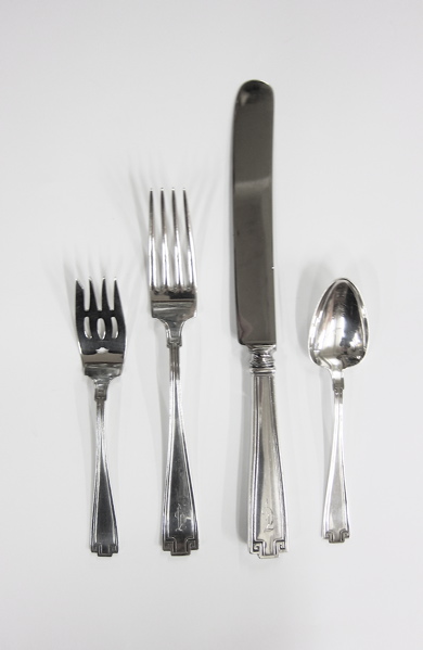 32 PIECE GORHAM STERLING FLATWARE