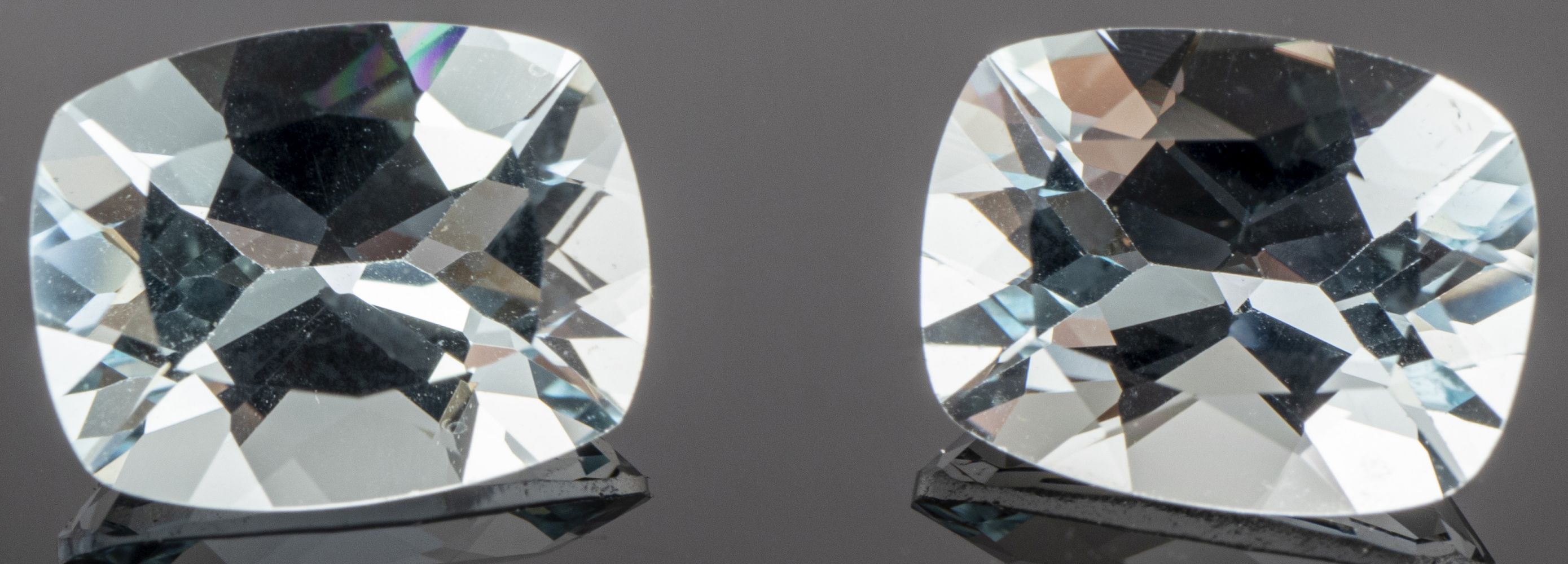 3.20 CTTW. LOOSE CUSHION-CUT