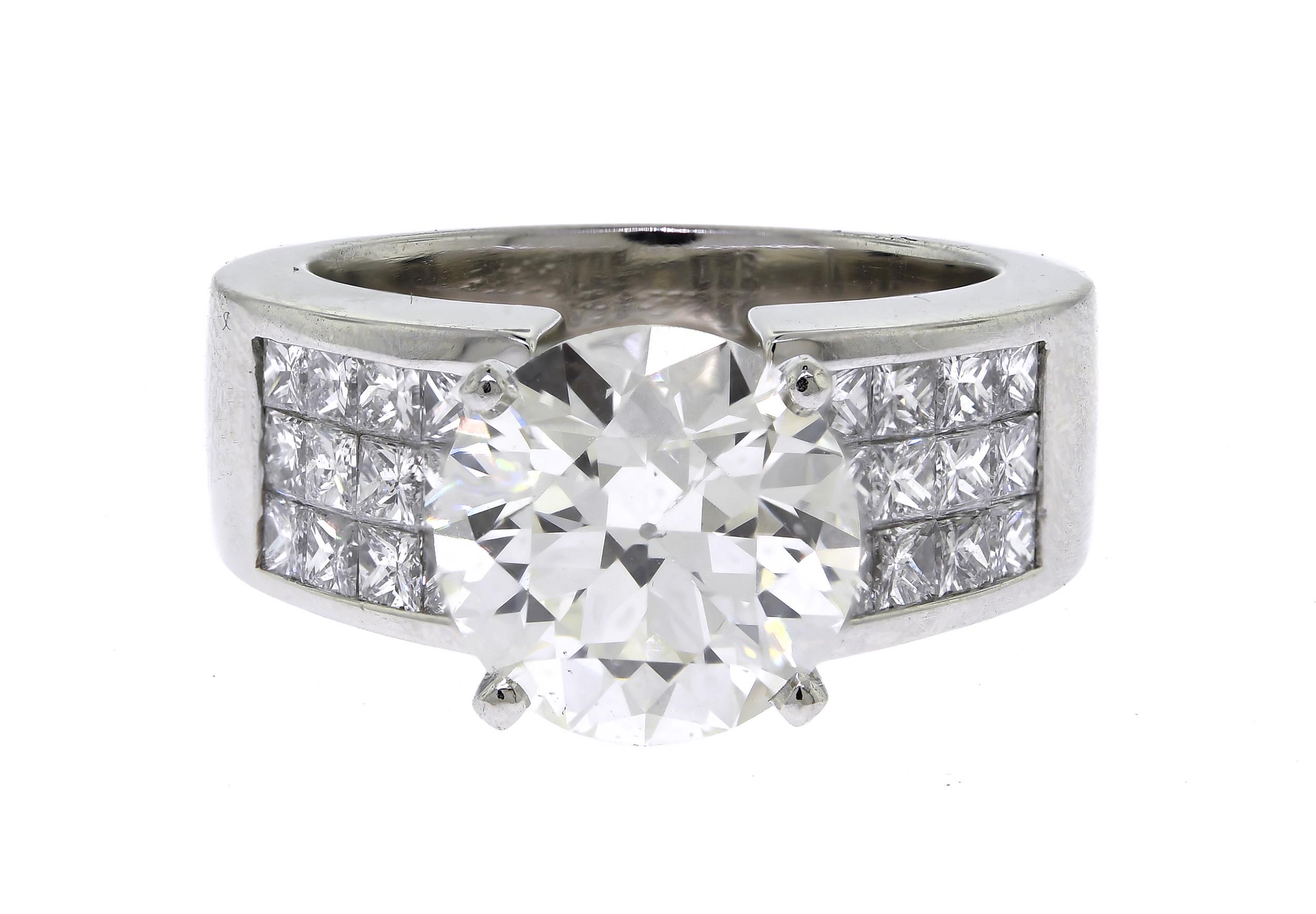3.25 CT. ROUND DIAMOND PLATINUM