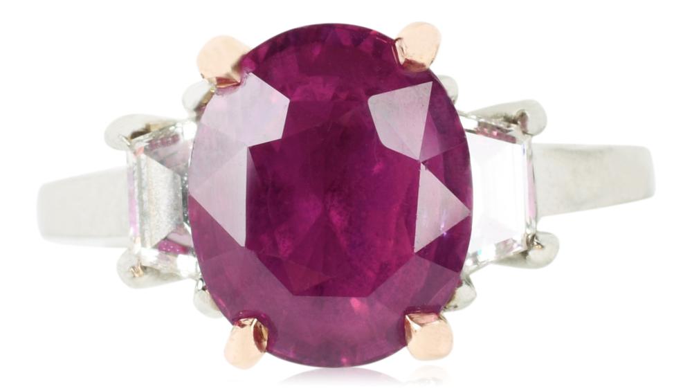 3.5 CARAT PINK SAPPHIRE AND DIAMOND