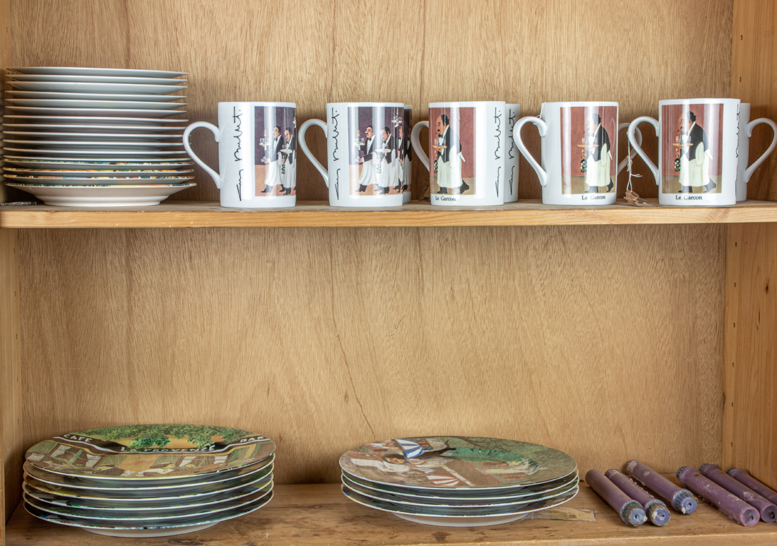 (36 PC) WILLIAMS-SONOMA GUY