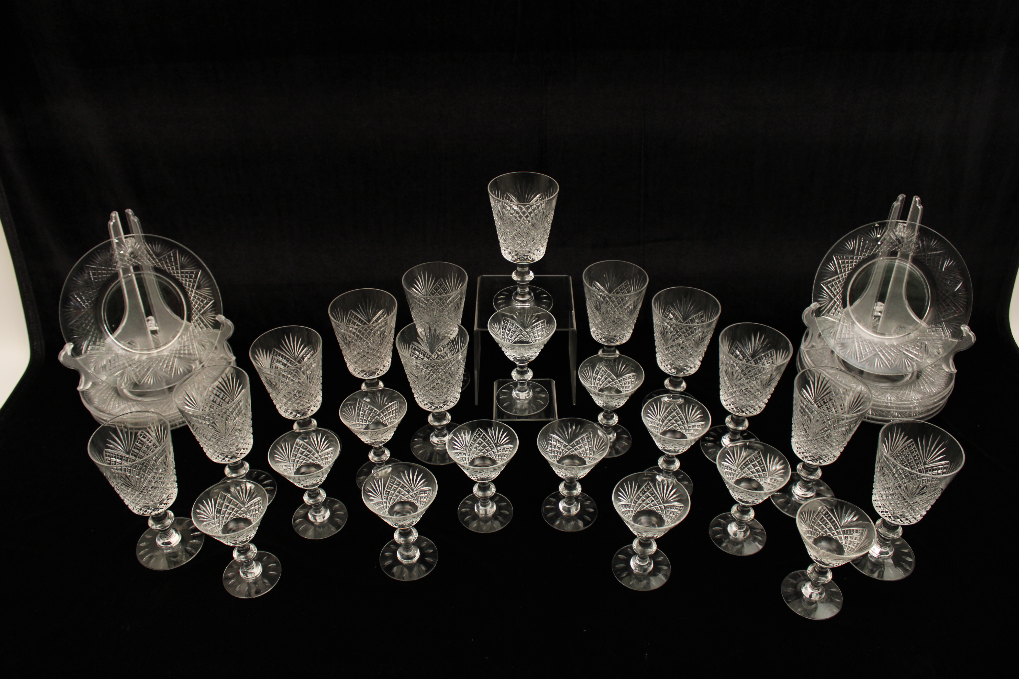 36 PCS OF SIGNED HAWKS CRYSTAL 36