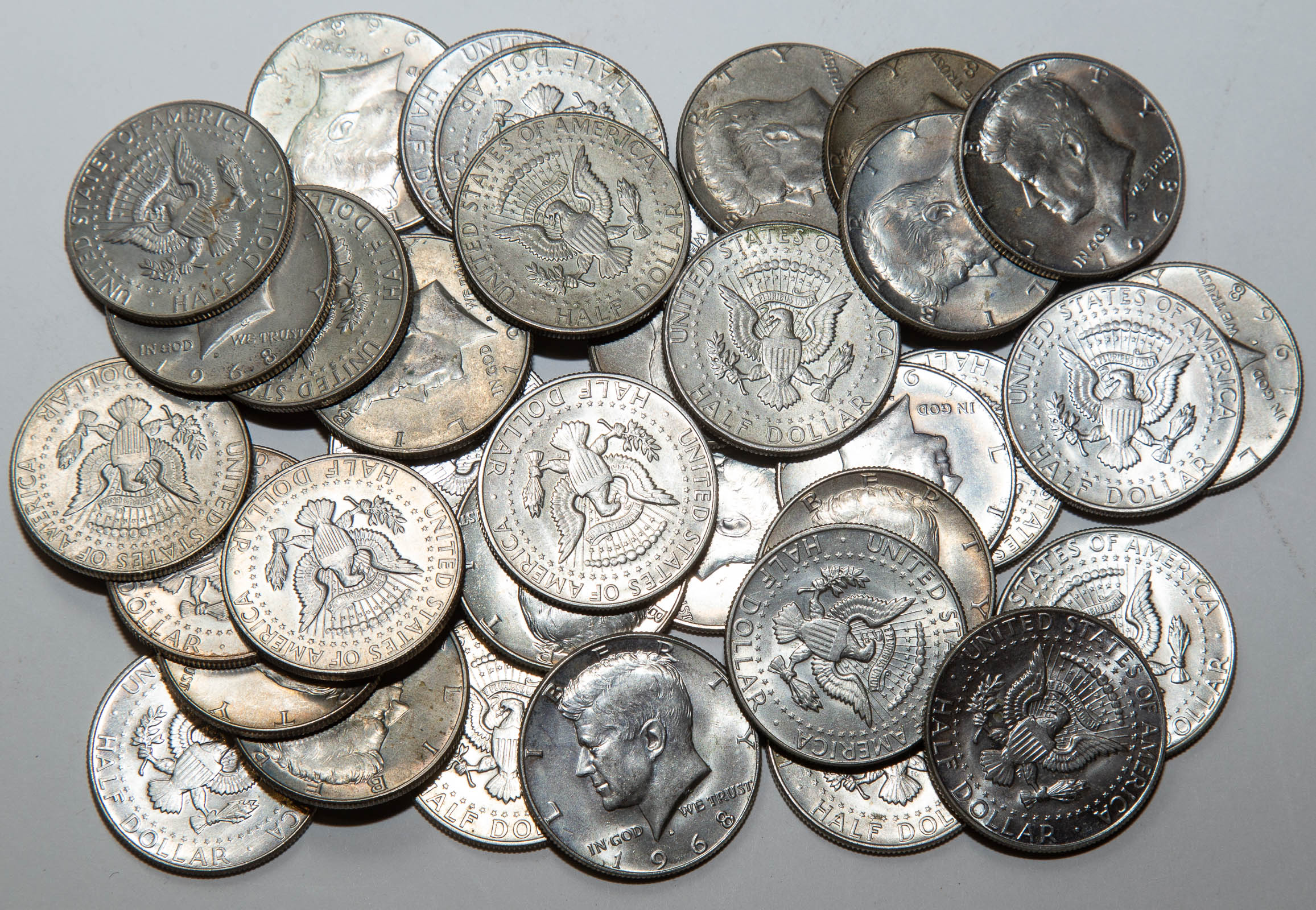 37-1968 49% SILVER JFK HALVES .