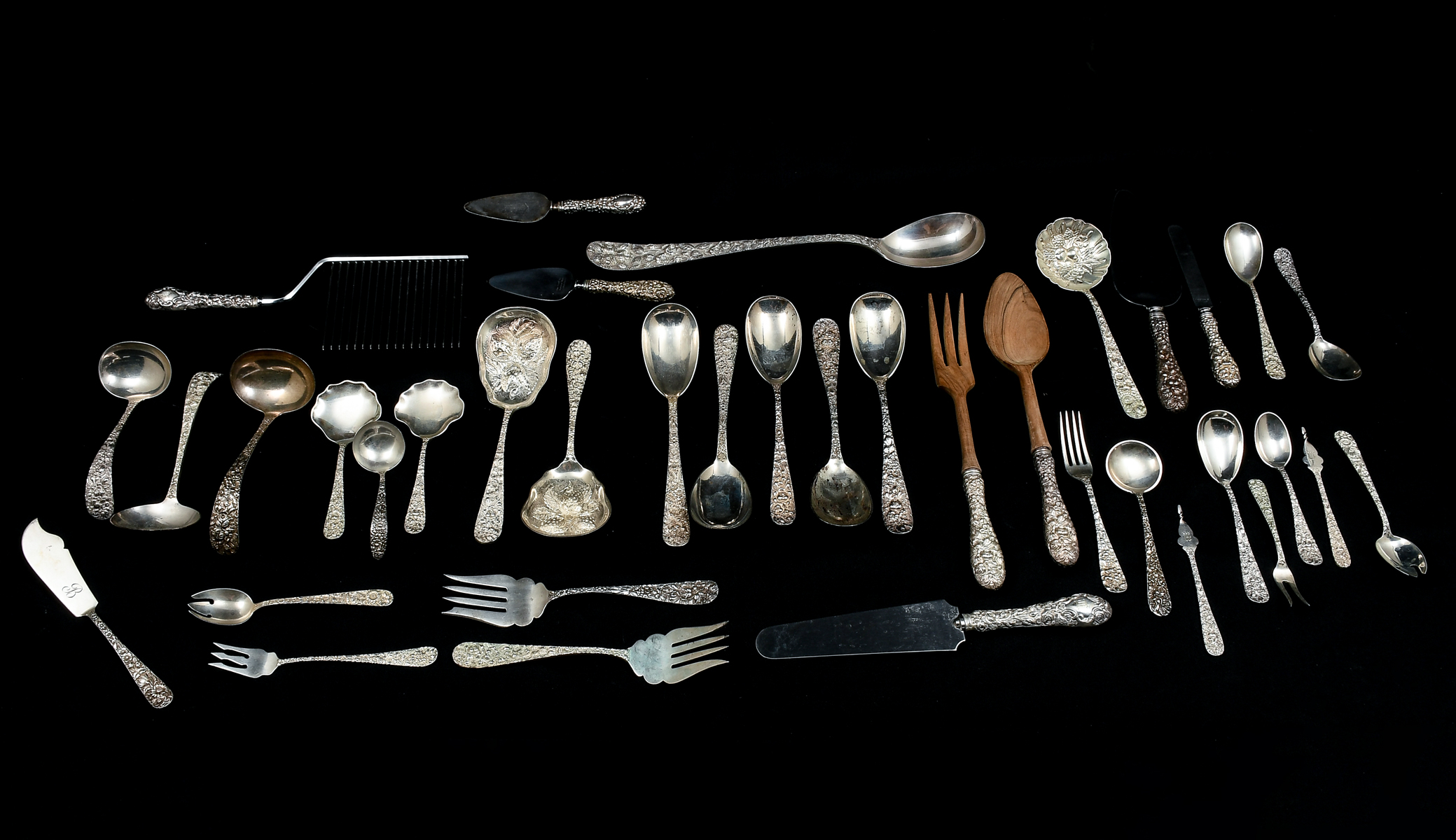 38 PC. S. KIRK & STIEFF REPOUSSE
