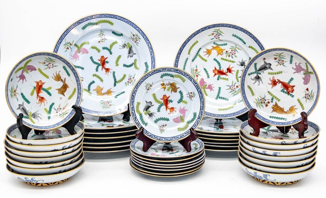 38PC HEREND POISSON PORCELAIN