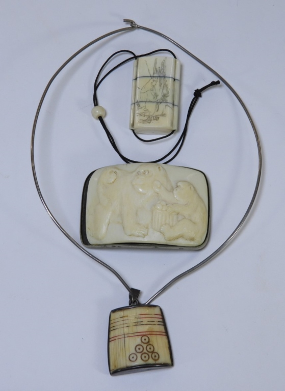 3PC ANTIQUE CHINESE CARVED IVORY