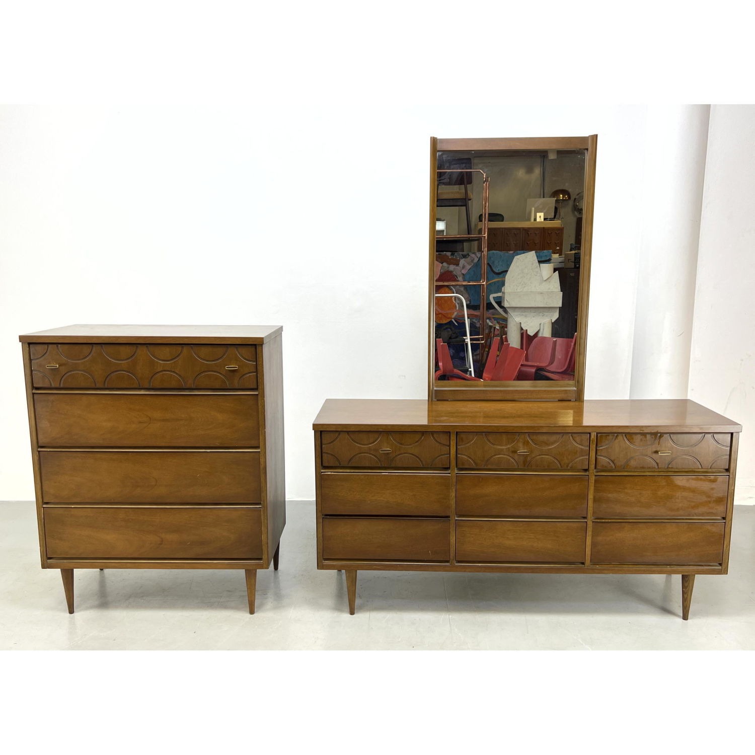 3pc BASSETT Walnut Bedroom Set.