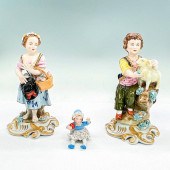 3PC CAPODIMONTE PORCELAIN FIGU