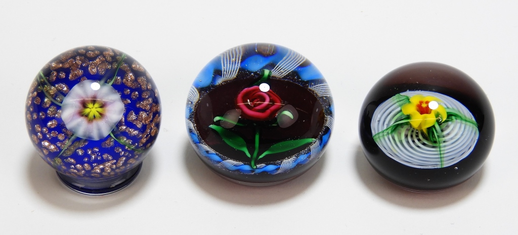3PC CHARLES KAZIUN JR. ART GLASS