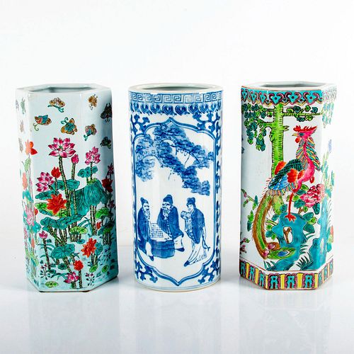 3PC CHINESE PORCELAIN VASESTall